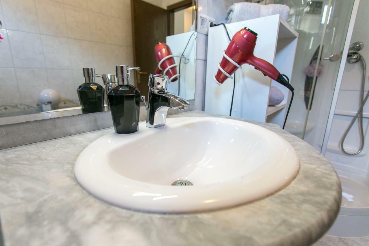 Apartman Antea Daire Kaštel Stari Dış mekan fotoğraf