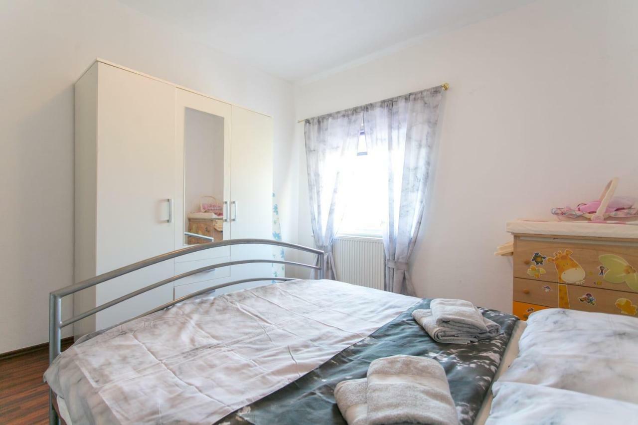Apartman Antea Daire Kaštel Stari Dış mekan fotoğraf