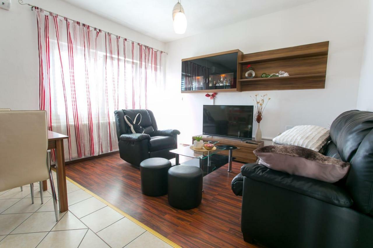 Apartman Antea Daire Kaštel Stari Dış mekan fotoğraf