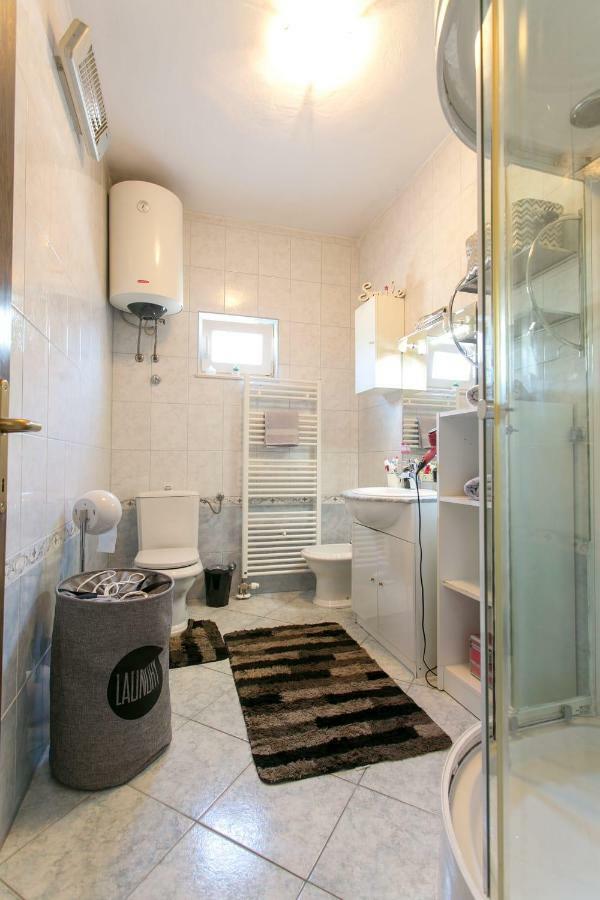 Apartman Antea Daire Kaštel Stari Dış mekan fotoğraf