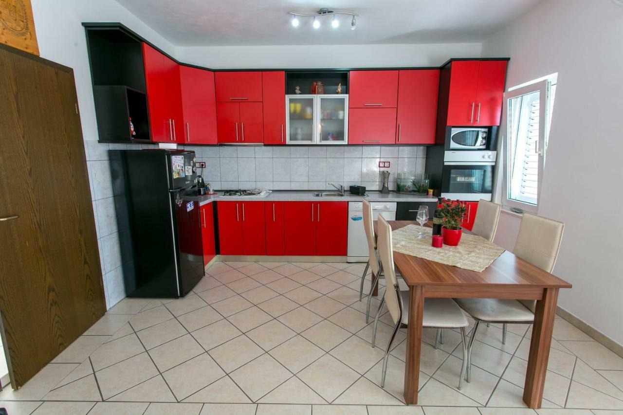 Apartman Antea Daire Kaštel Stari Dış mekan fotoğraf