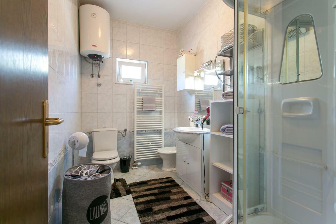Apartman Antea Daire Kaštel Stari Dış mekan fotoğraf